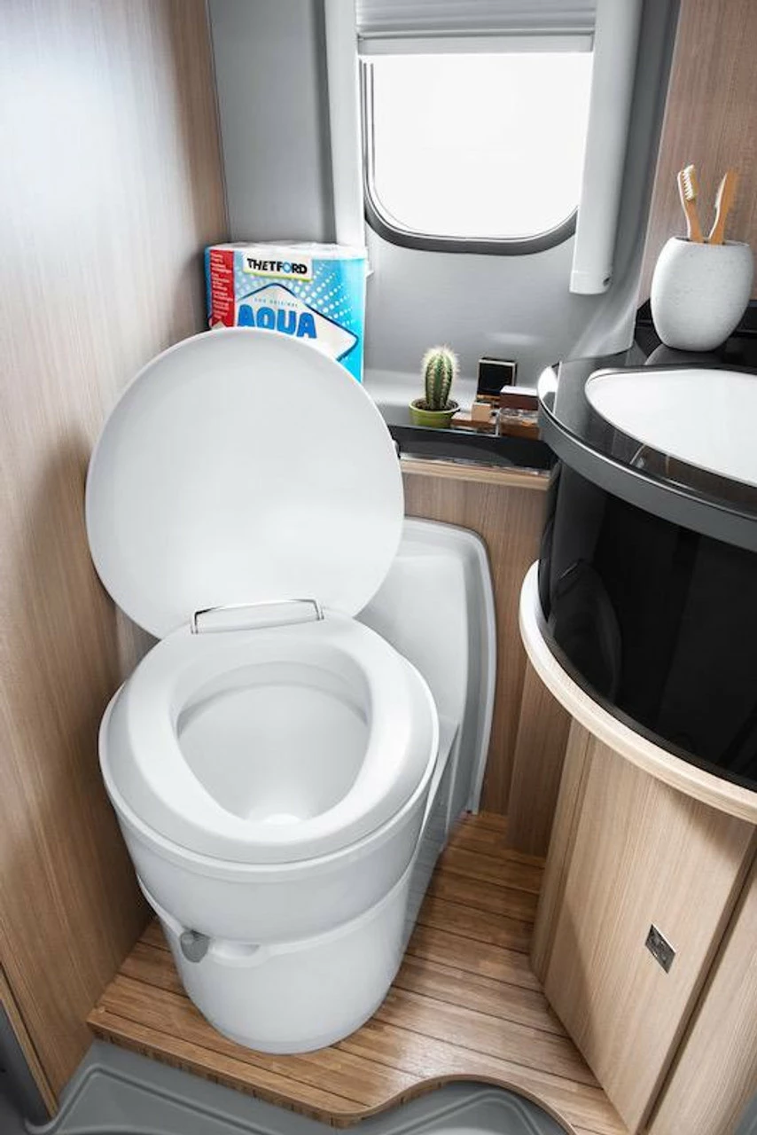 Thetford C223CS Caravan & Motorhome Cassette Toilet - Image 2