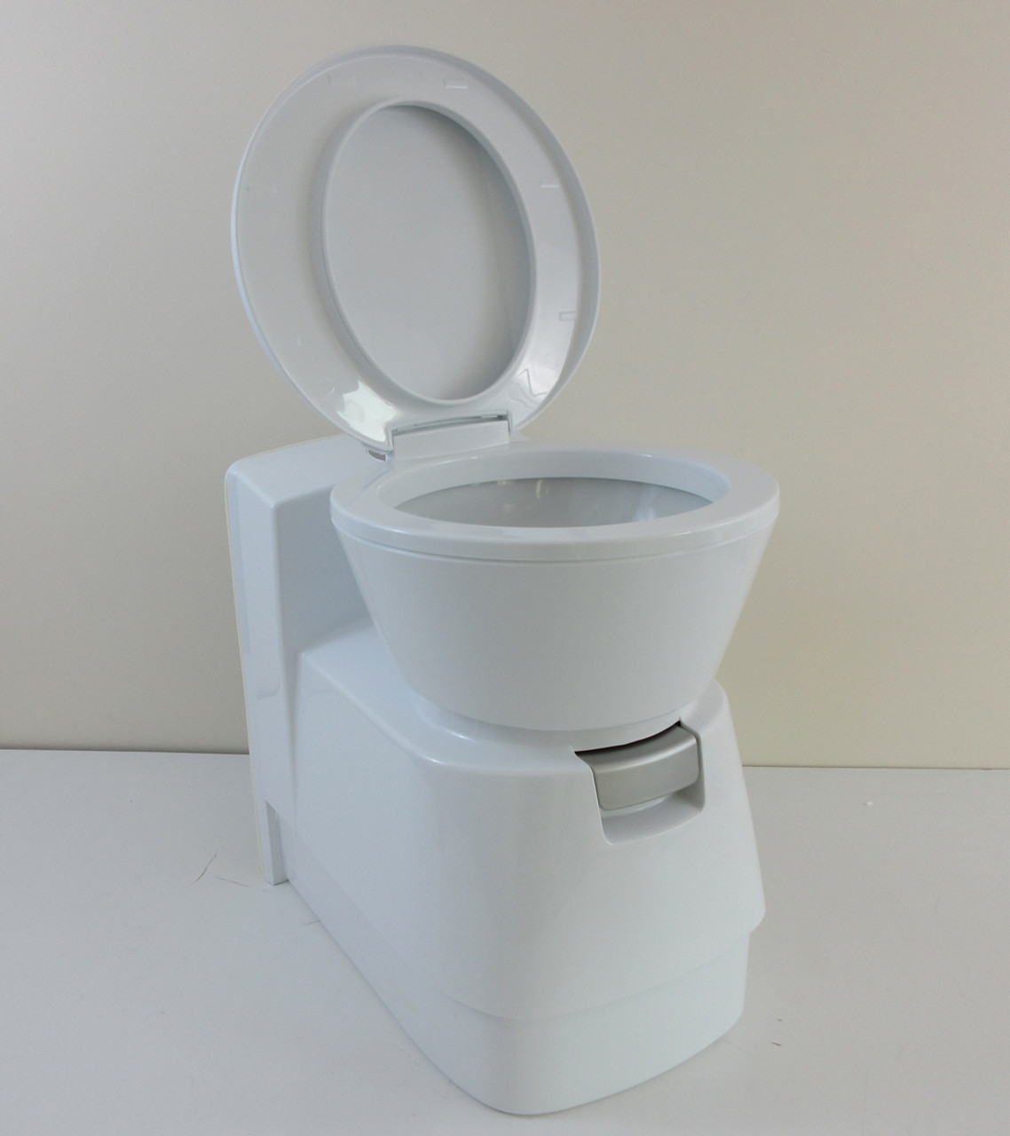 Dometic CTLP4110 Cassette Toilet For Campervan Caravan Or Motorhome Dometic CTLP4110 Cassette Toilet For Campervan Caravan Or Motorhome -victronenergy shop CTLP 1 79830.1548073797