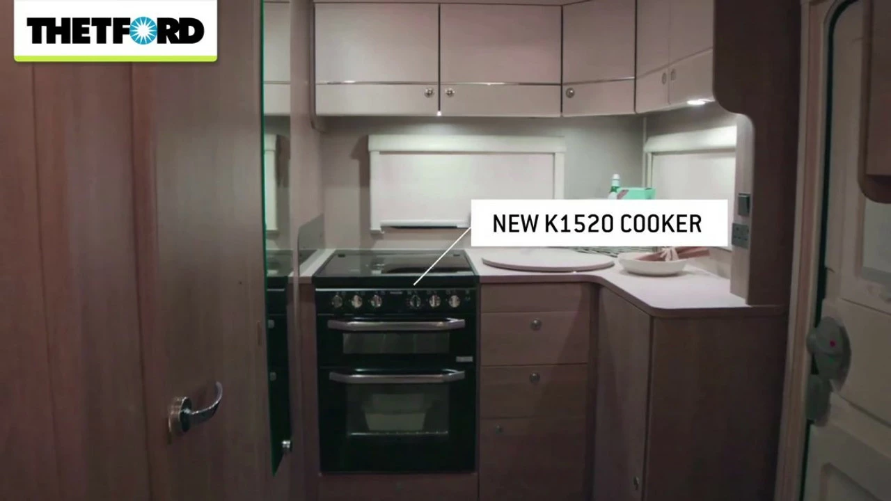 Thetford K1520 Lightweight Oven And Hob Cooker With Dual Fuel Option - Image 6