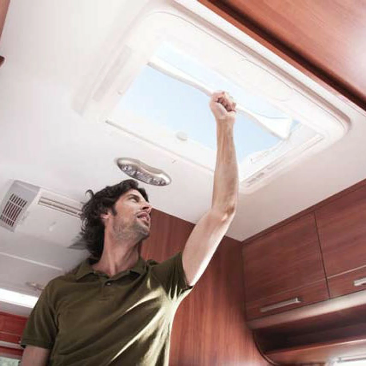 Dometic Seitz Mini Heki Style Caravan & Motorhome Roof Light Vent - Image 8