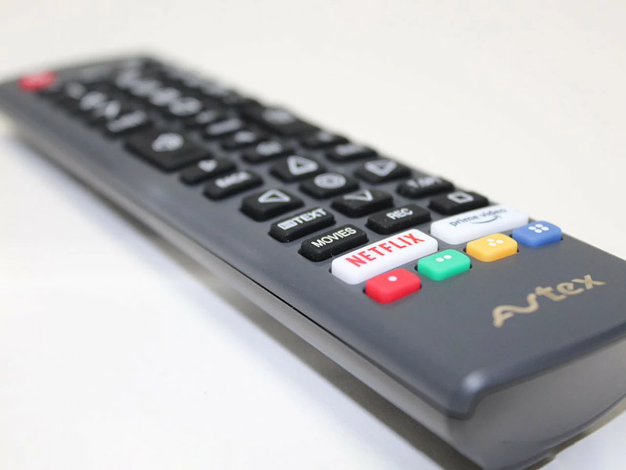 Avtex 24" HD Smart TV With Streaming - 12v/230v - Image 4