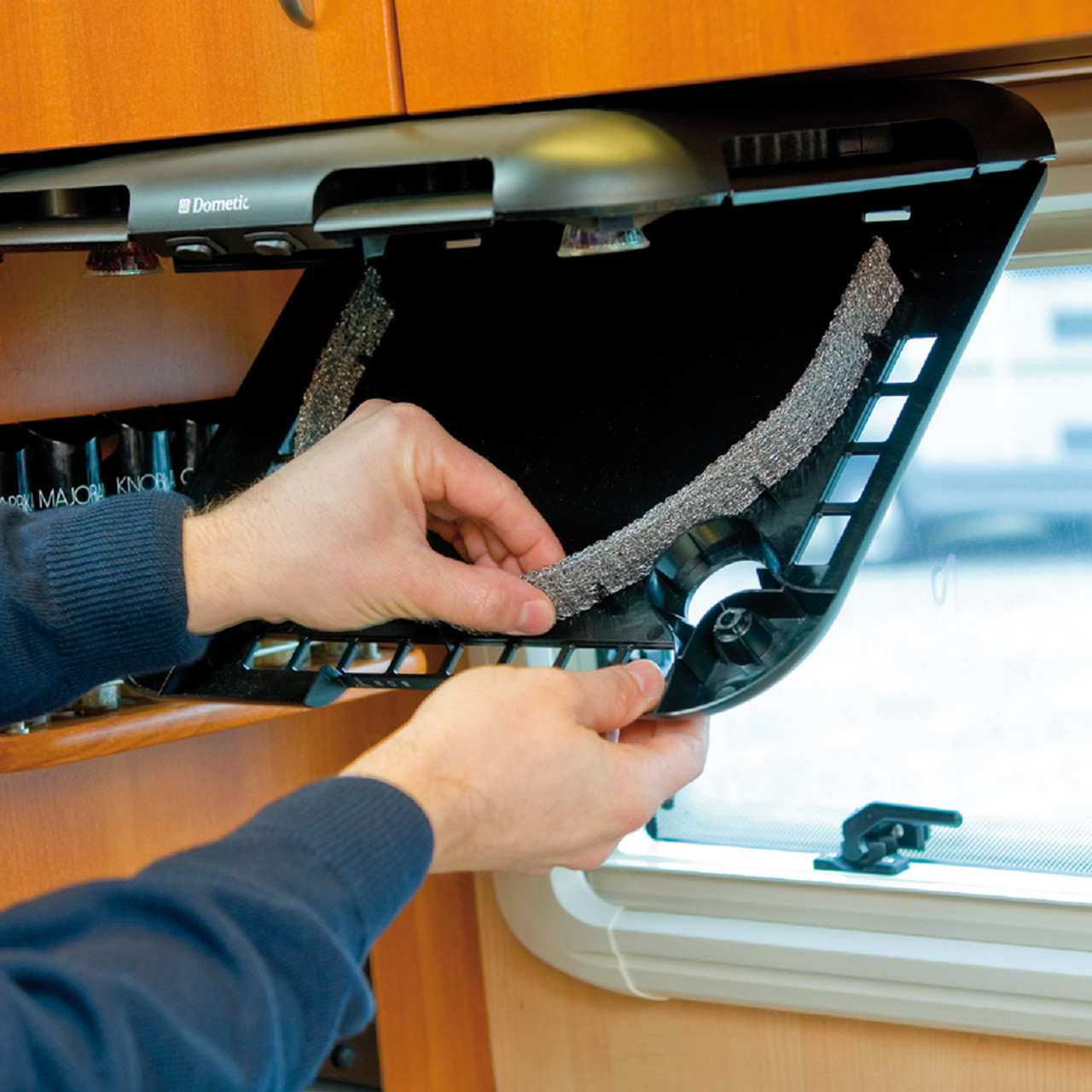 Dometic CK2000 Caravan Cooker Hood Extractor Fan Dometic CK2000 Caravan Cooker Hood Extractor Fan -victronenergy shop ck2000 foam 38786.1382439319