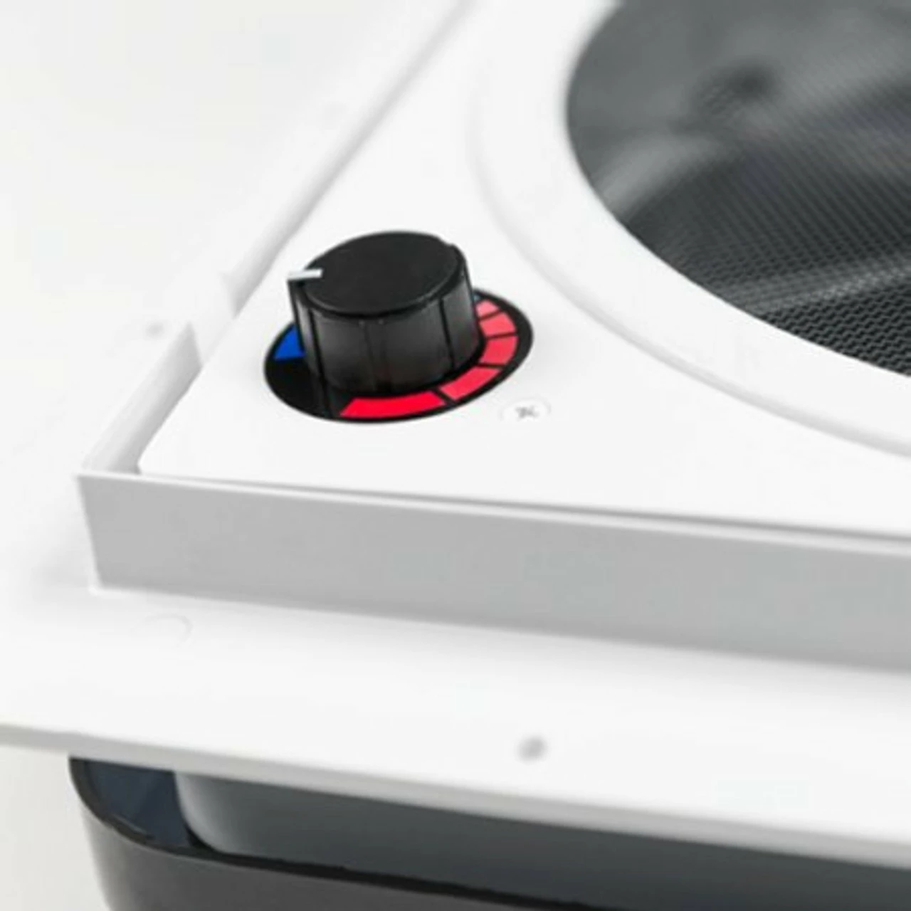 The Dometic FanTastic Roof Vent 2250 - Image 8