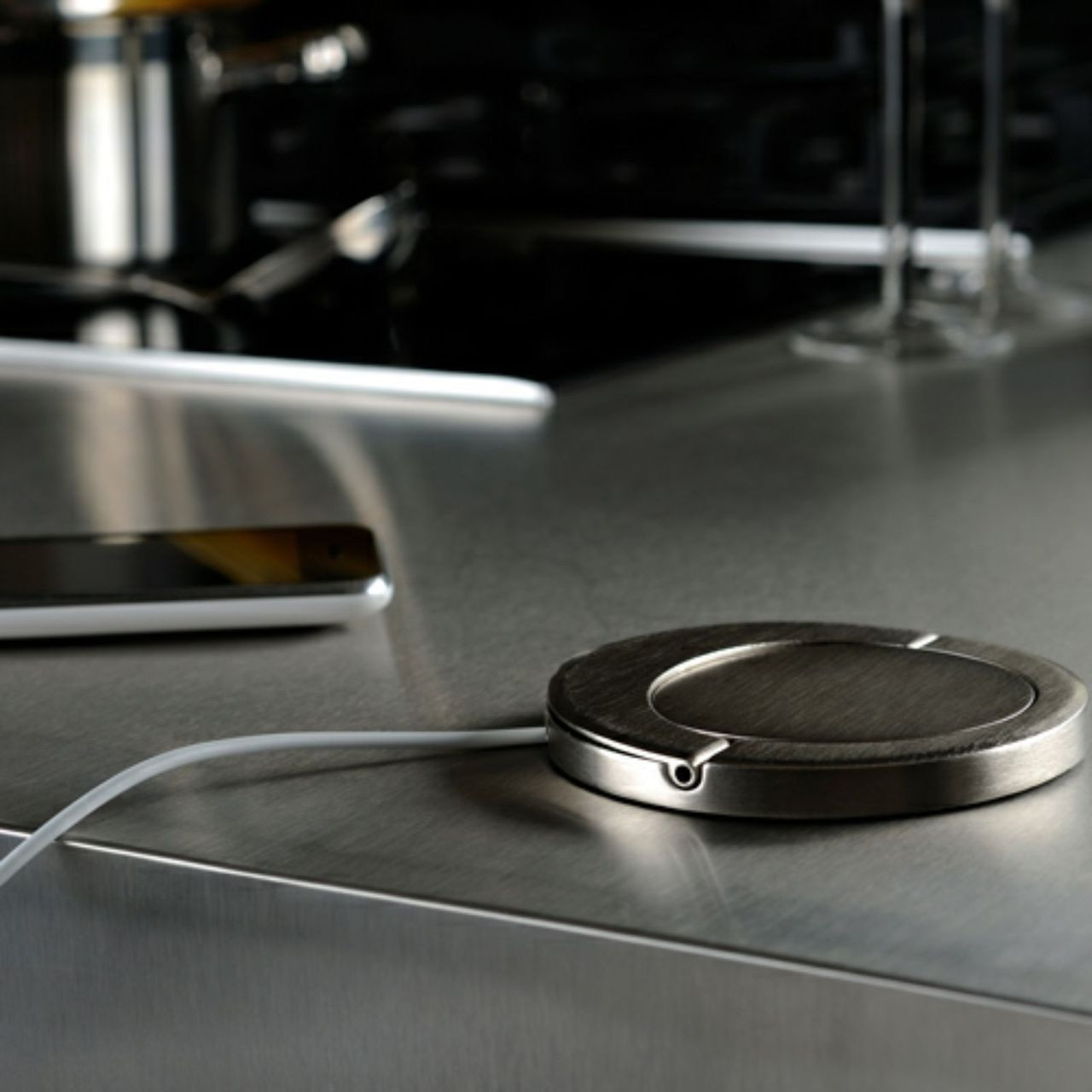 Pop Up Deluxe Power Dock 13amp Sockets With USB Ports Kengo Pop Up Deluxe Power Dock 13amp Sockets With USB Ports -victronenergy shop power 1 42339.1453902475