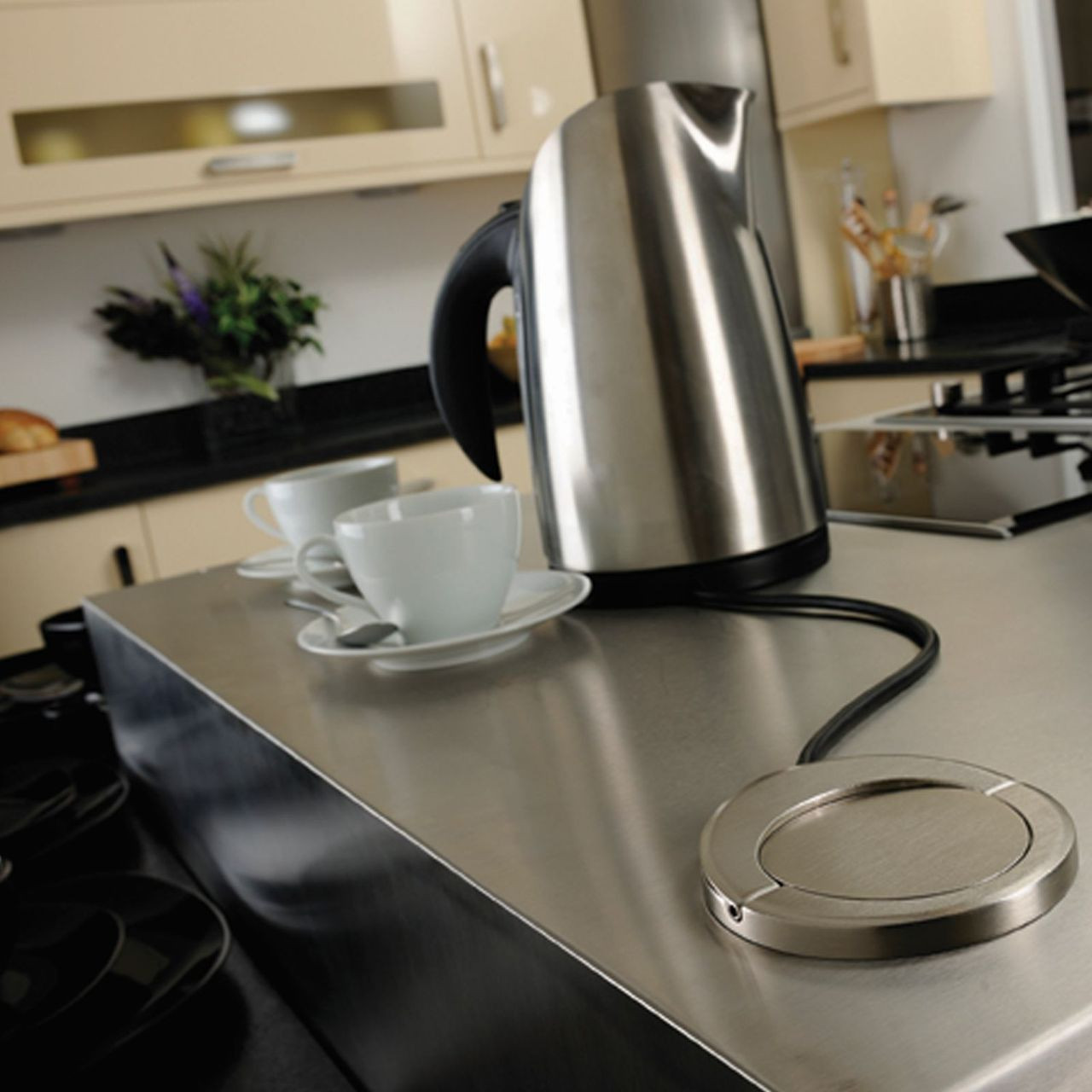 Pop Up Deluxe Power Dock 13amp Sockets With USB Ports Kengo Pop Up Deluxe Power Dock 13amp Sockets With USB Ports -victronenergy shop power 2 38551.1453902476